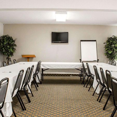 Quality Inn Роки-Маунт Экстерьер фото