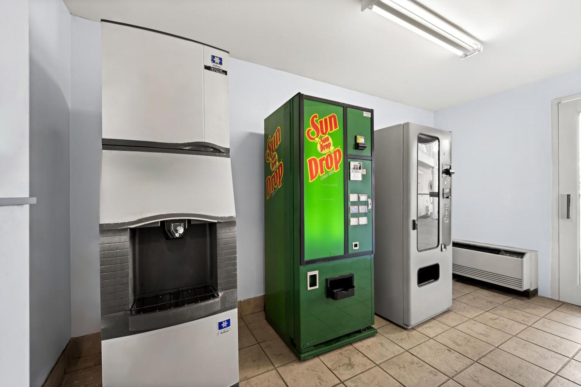 Quality Inn Роки-Маунт Экстерьер фото